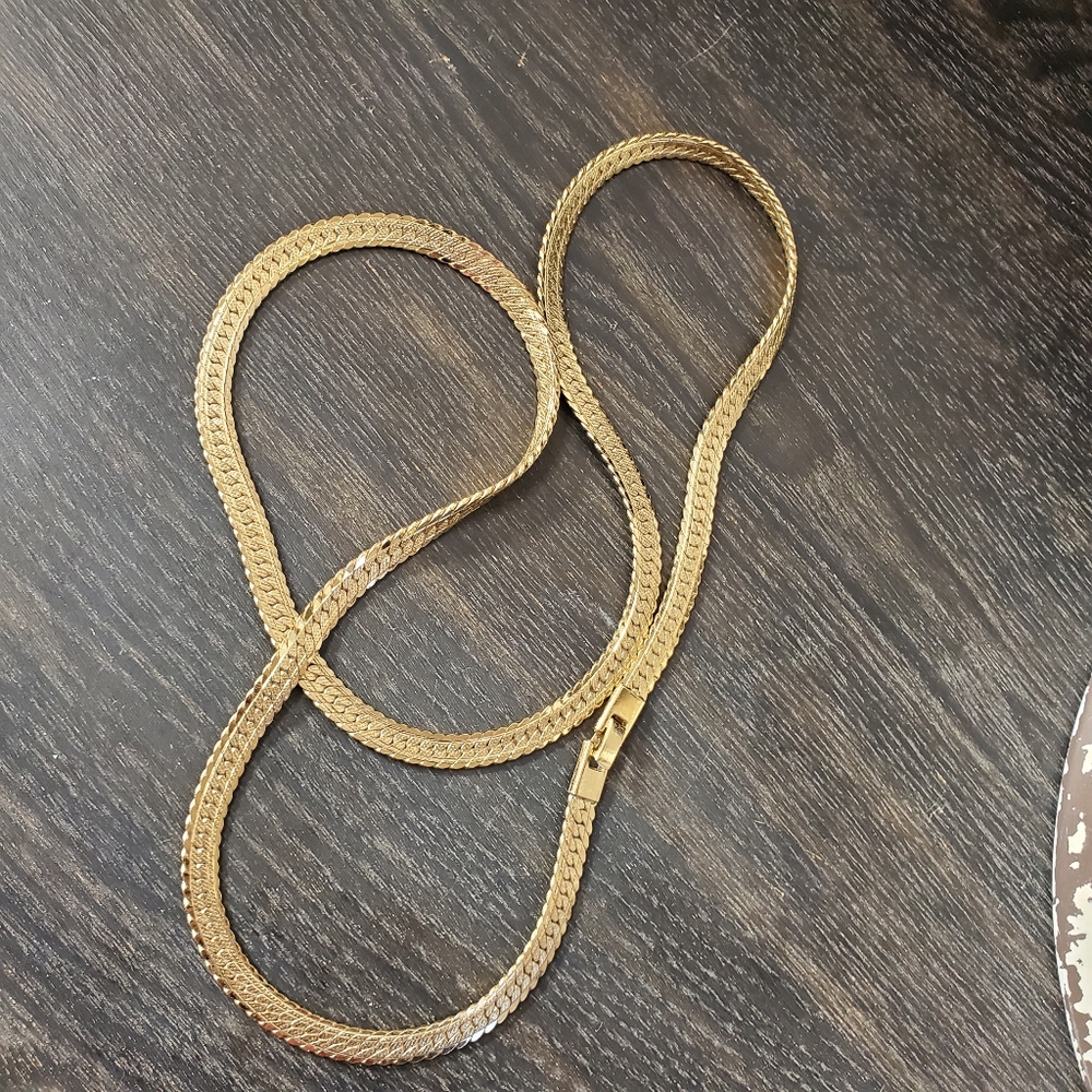 Vintage Gold tone heringbone thick chain necklace